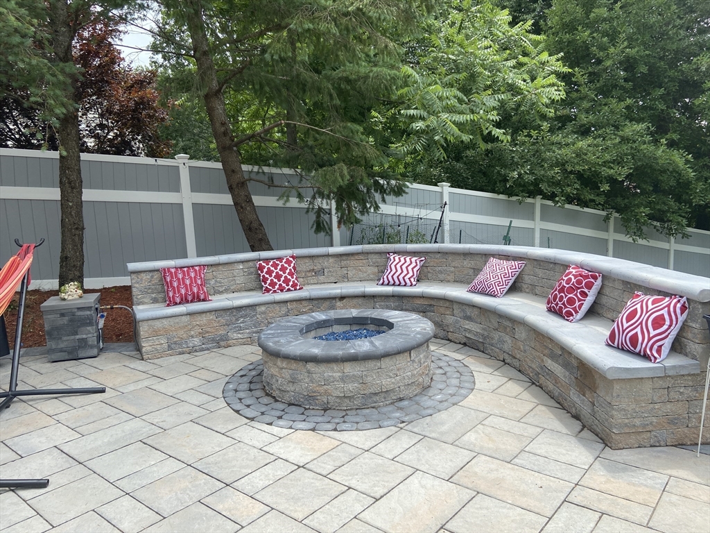 37 Hawthorne Road Shrewsbury, MA 01545 - Photo 36 of 42 Gallery Image 36