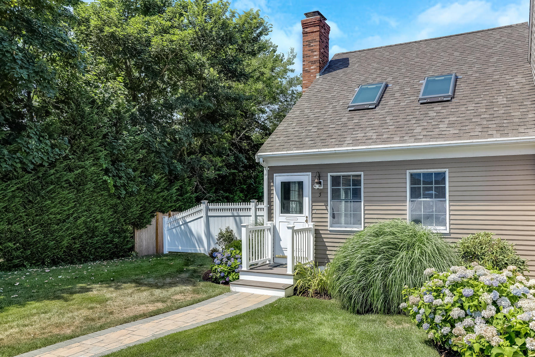 8 Beach Road, Unit 5 Orleans, MA 02653 - Photo 1 of 37 3P2A6509
