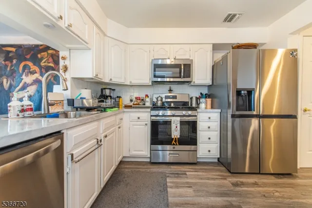 $350,000 | 19 Crystal Lane, Unit 19, Paterson, NJ 07501