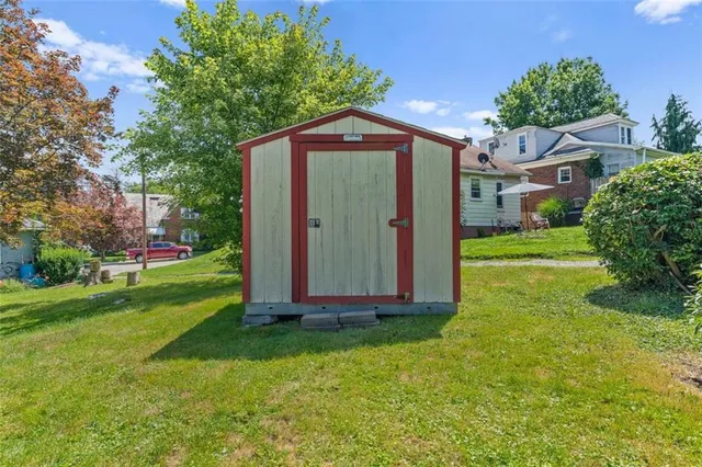 $120,000 | 406 Juniper Street, McKeesport, PA 15132