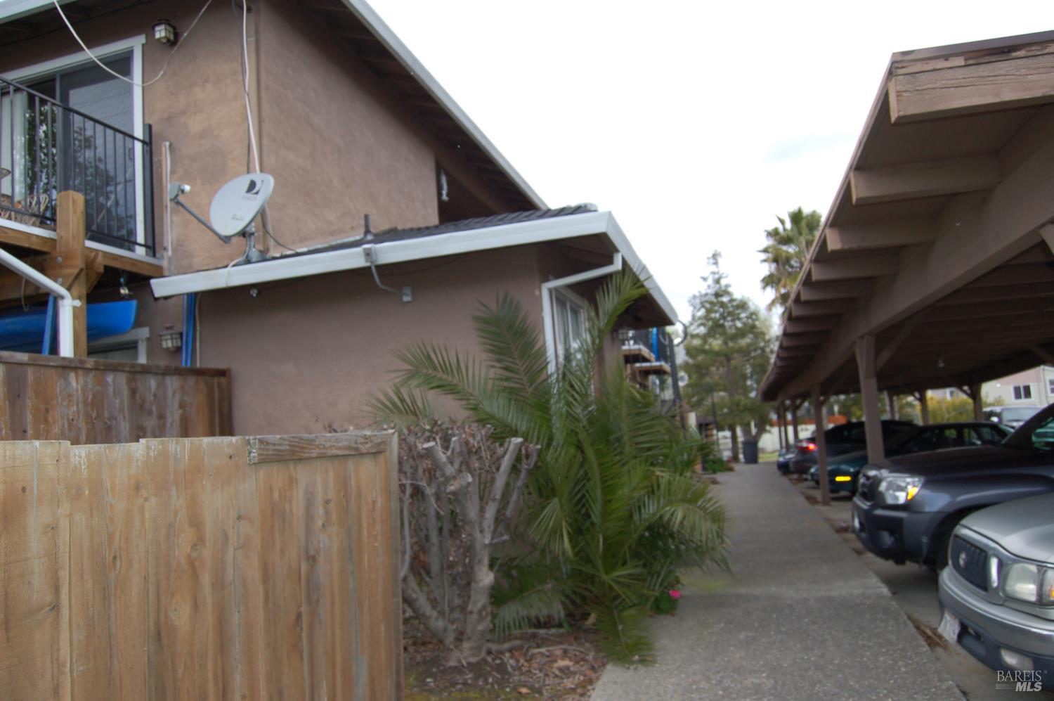 27 South 3rd Street, Unit 4 Rio Vista, CA 94571 - Photo 5 of 5 Gallery Image 5