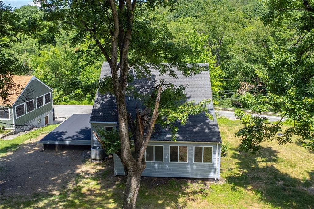 985 Blackhawk Road Beaver Falls, PA 15010 - Photo 27 of 31