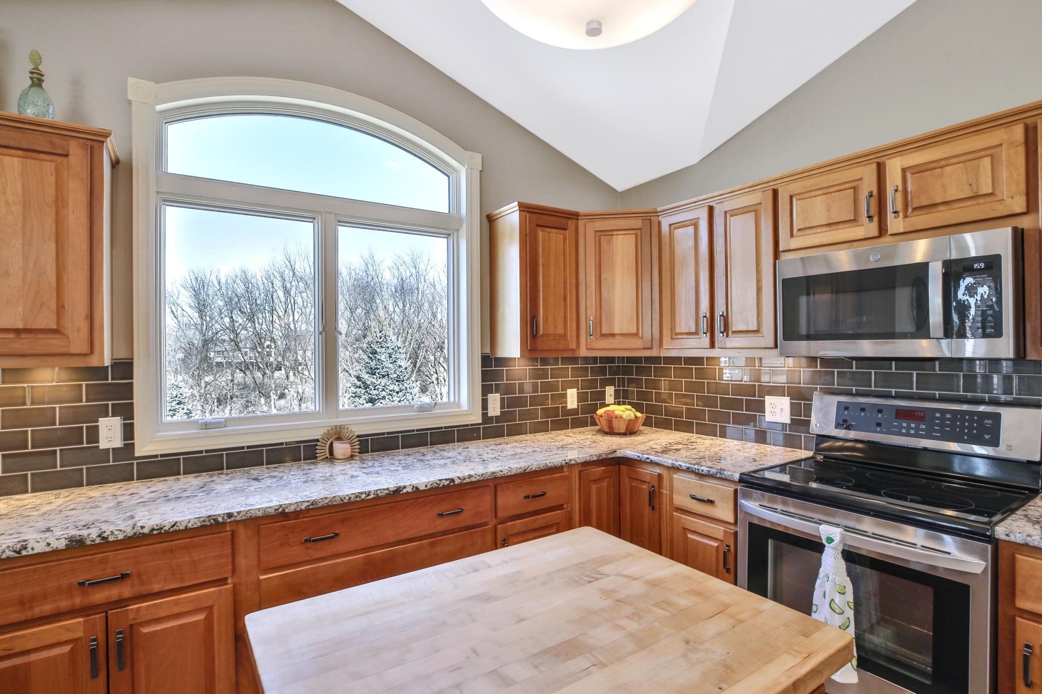 1309 Lone Pine Drive Southwest Rochester, MN 55902 - Photo 14 of 48