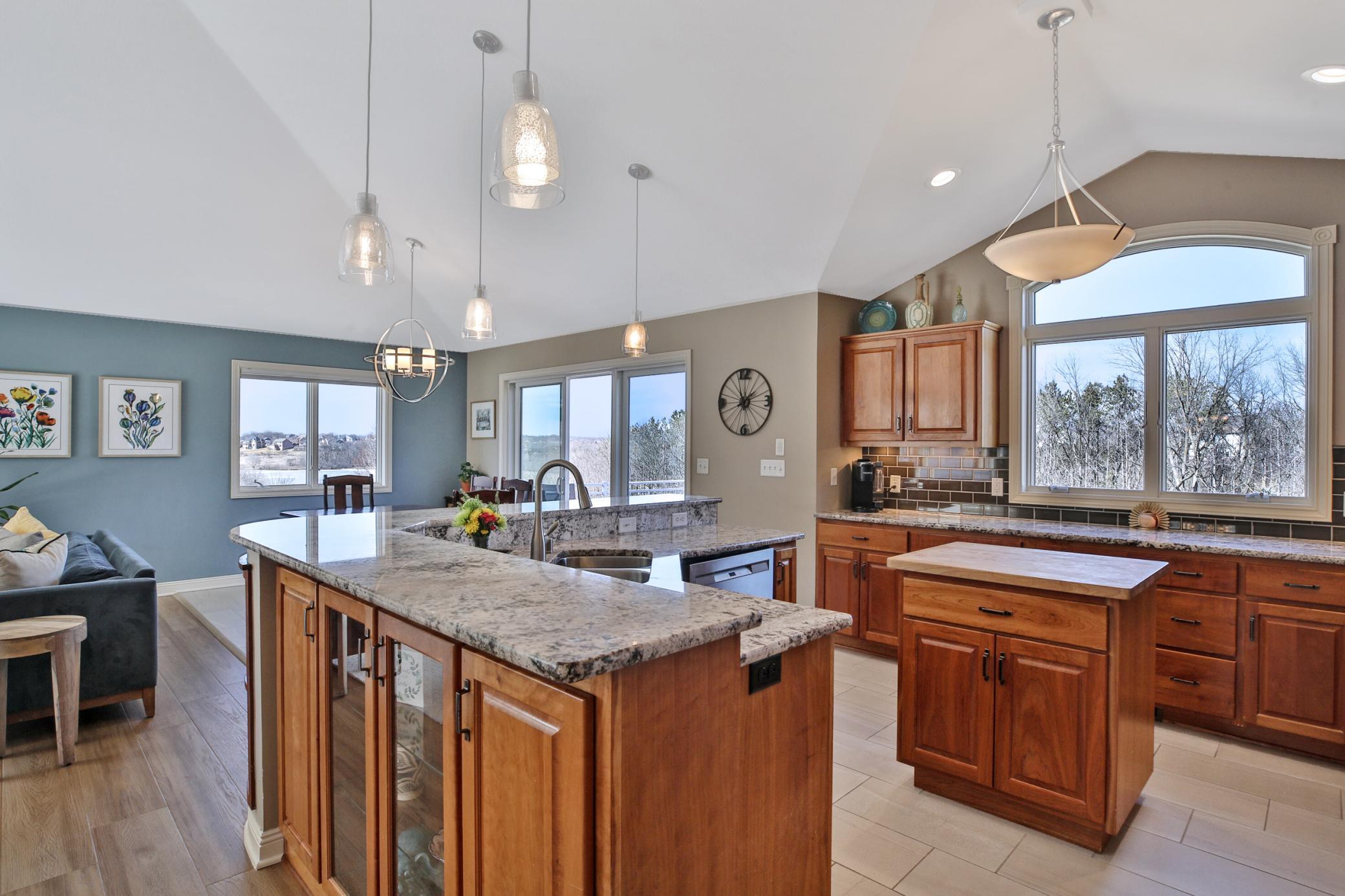 1309 Lone Pine Drive Southwest Rochester, MN 55902 - Photo 15 of 48