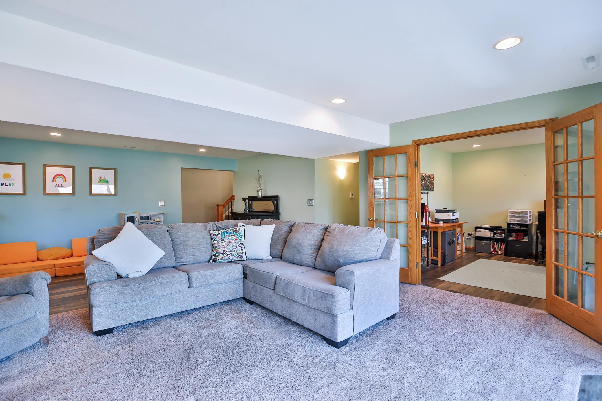 1309 Lone Pine Drive Southwest Rochester, MN 55902 - Photo 31 of 48