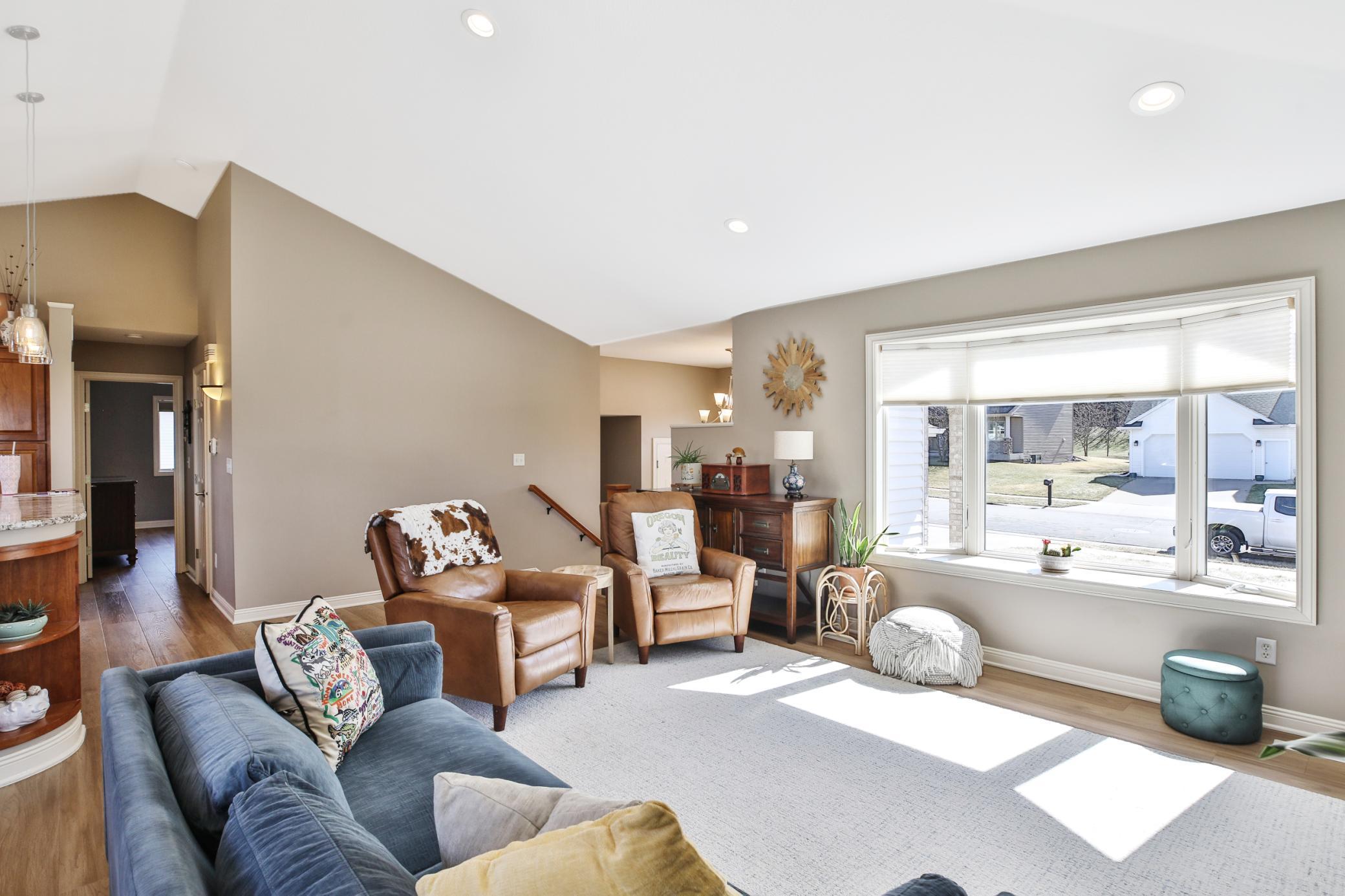 1309 Lone Pine Drive Southwest Rochester, MN 55902 - Photo 8 of 48