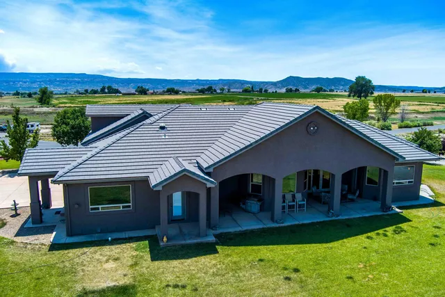 $1,500,000 | 1306 Gold Lake Drive, Loma, CO 81524