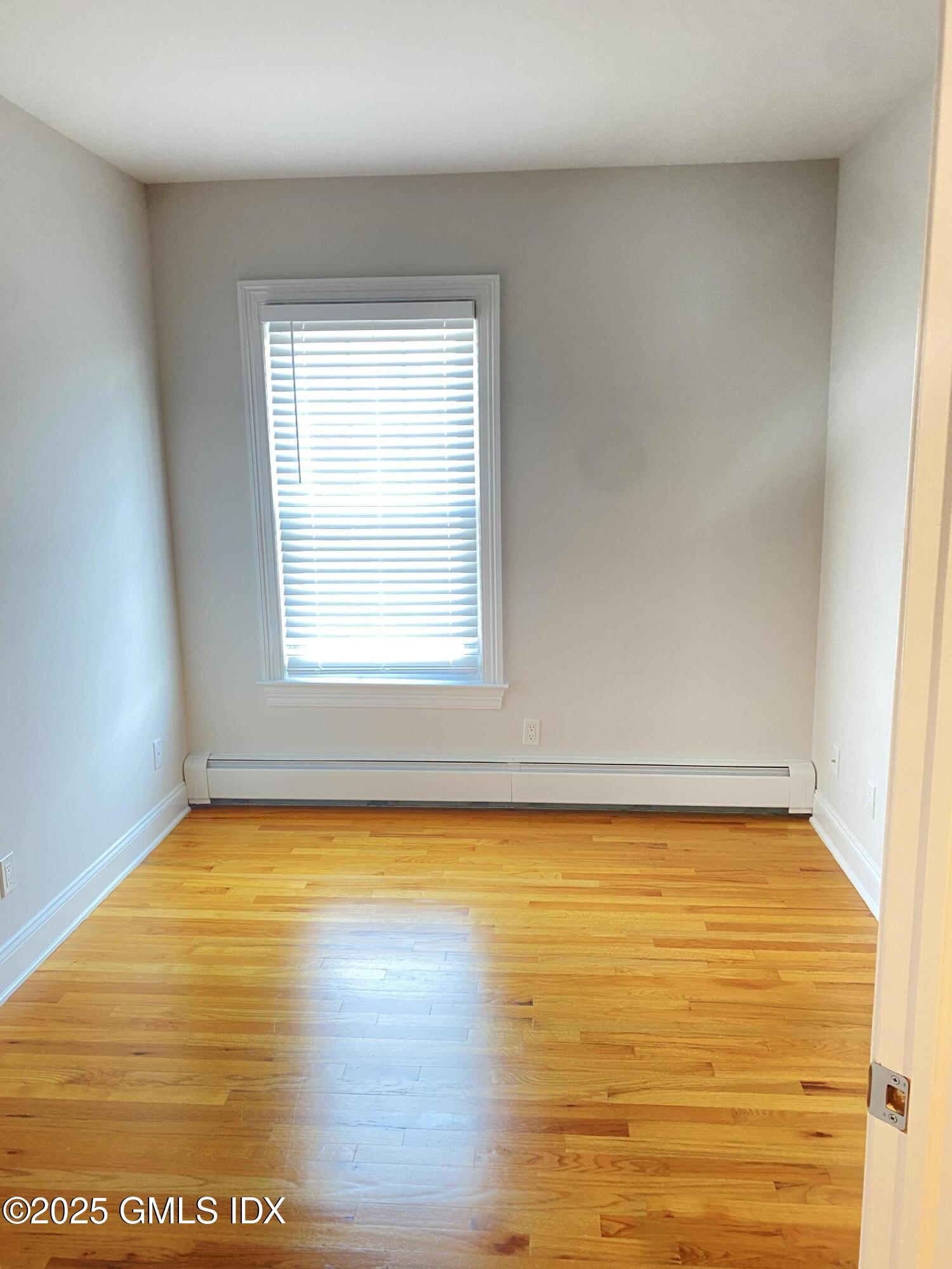 9 Sound View Court, Unit 2B Greenwich, CT 06830 - Photo 8 of 10 IMG_8115