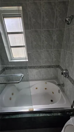 $1,800 | 2114 Biarritz Drive, Unit 2, Miami Beach, FL 33141