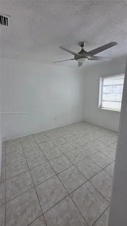 $1,800 | 2114 Biarritz Drive, Unit 2, Miami Beach, FL 33141