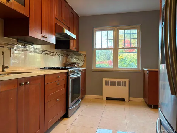 $4,500 | 207-09 35th Avenue | Bayside