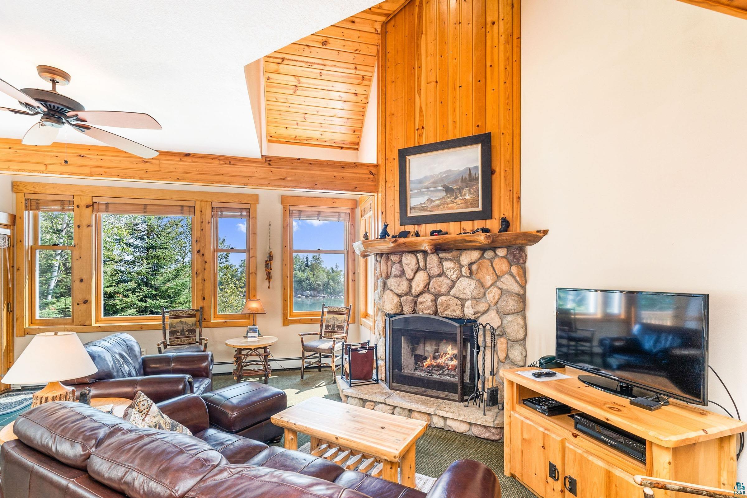 4576 Cove Road, Unit 410 Two Harbors, MN 55616 - Photo 6 of 45