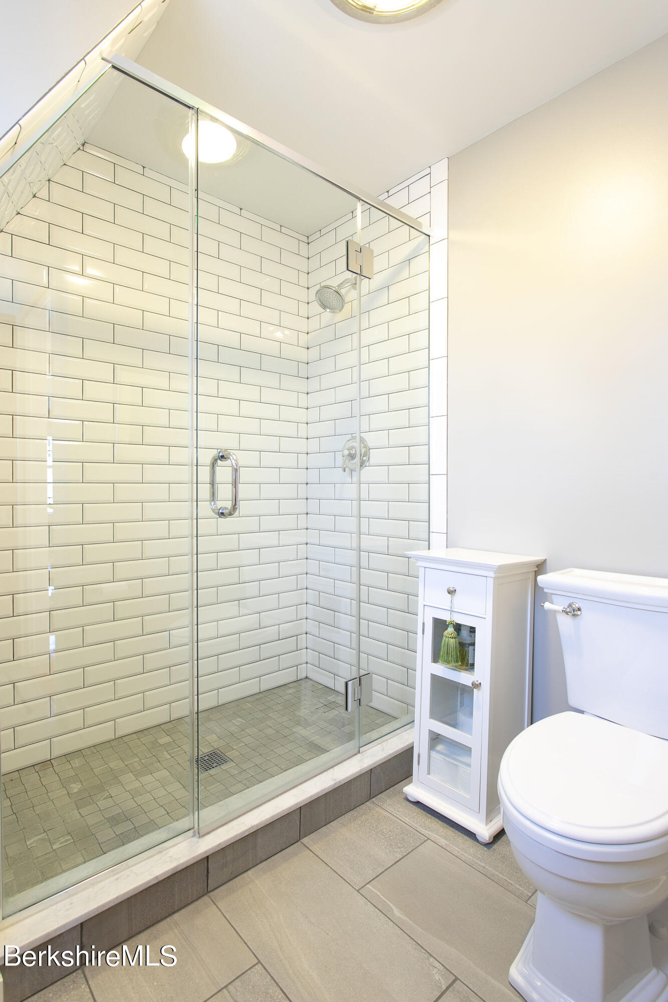 199 Hickey Hill Road Sheffield, MA 01230 - Photo 26 of 54 2nd fl. bath #1
