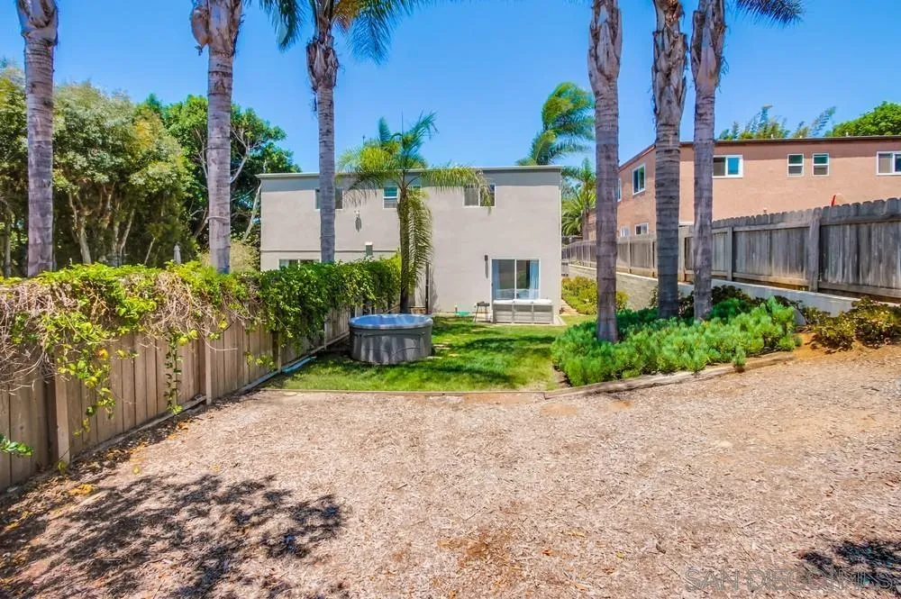303-305 Sanford Street Encinitas, CA 92024 - Photo 38 of 41 a view of backyard with a garden and plants