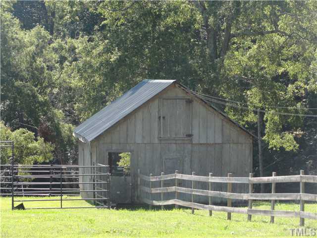 1614 Hamlin Road Durham, NC 27704 - Photo 21 of 25 Gallery Image 21