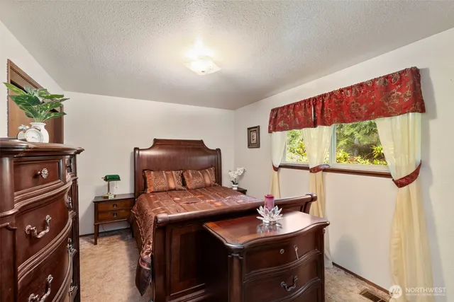 $610,000 | 29970 Gamble Place Northeast, Kingston, WA 98346