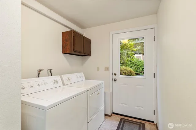 $610,000 | 29970 Gamble Place Northeast, Kingston, WA 98346