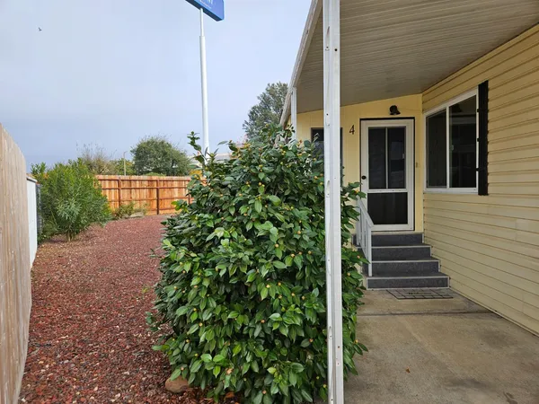 $138,000 | 1830 Yosemite Avenue, Unit 4, Manteca, CA 95336