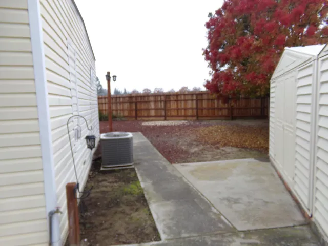 a view of a pathway both side of building