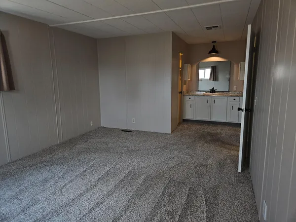 $138,000 | 1830 Yosemite Avenue, Unit 4, Manteca, CA 95336
