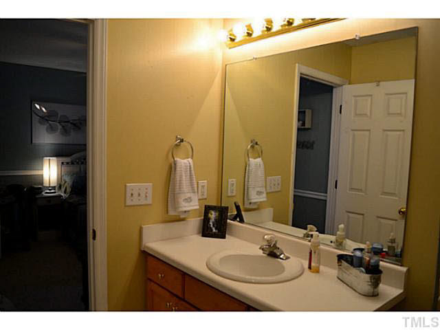 249 Dairy Road Clayton, NC 27520 - Photo 16 of 24 Master Bath/Spa