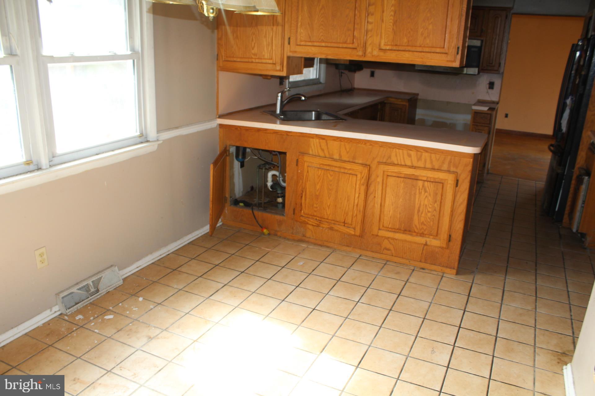 148 Diamond Avenue Pine Hill, NJ 08021 - Photo 8 of 23