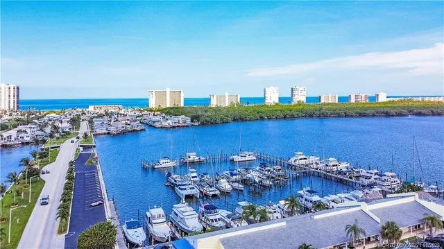 $219,900 | 2105 Nettles Boulevard, Jensen Beach, FL 34957