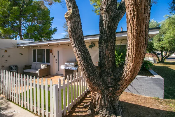 $5,000 | 3511 East Montecito Avenue, Unit 3, Phoenix, AZ 85018