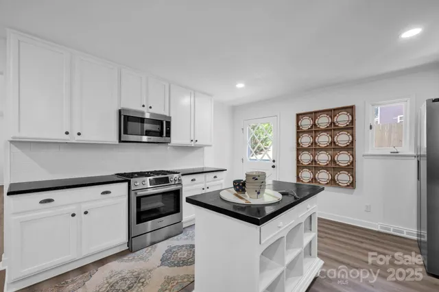 $495,000 | 842 Ferncliff Drive, Mooresville, NC 28115