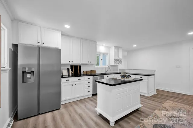 $495,000 | 842 Ferncliff Drive, Mooresville, NC 28115