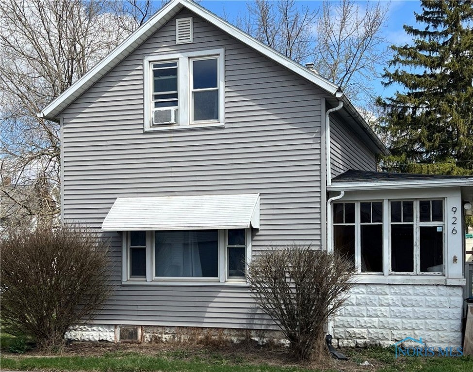 926 Warren Street Defiance, OH 43512 - Photo 1 of 18 Gallery Image 1
