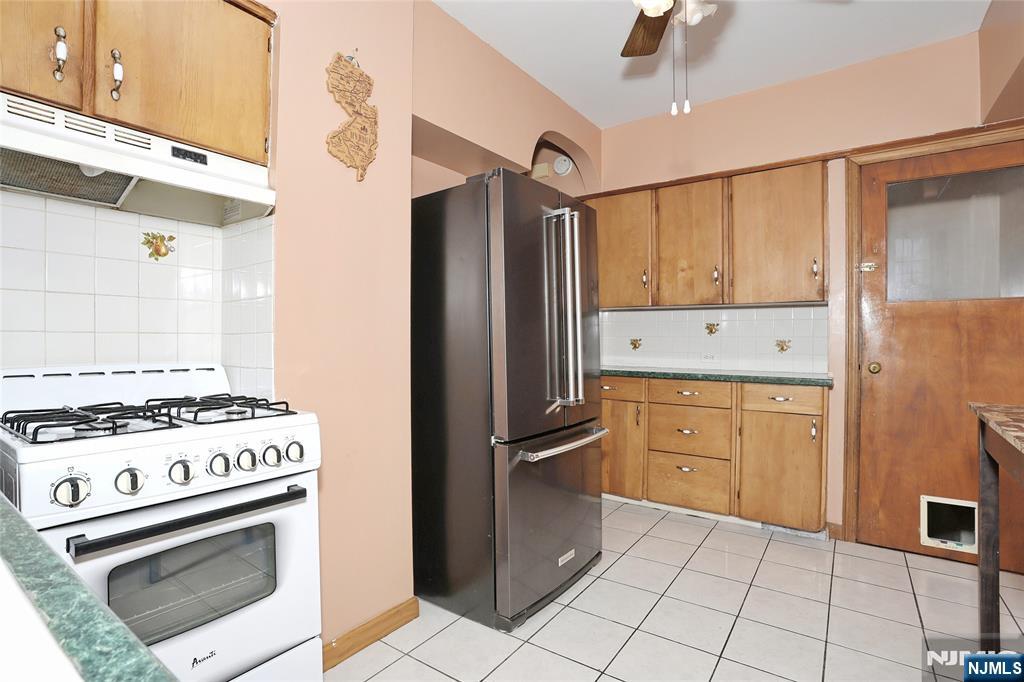 5 Prospect Street Hawthorne, NJ 07506 - Photo 13 of 32