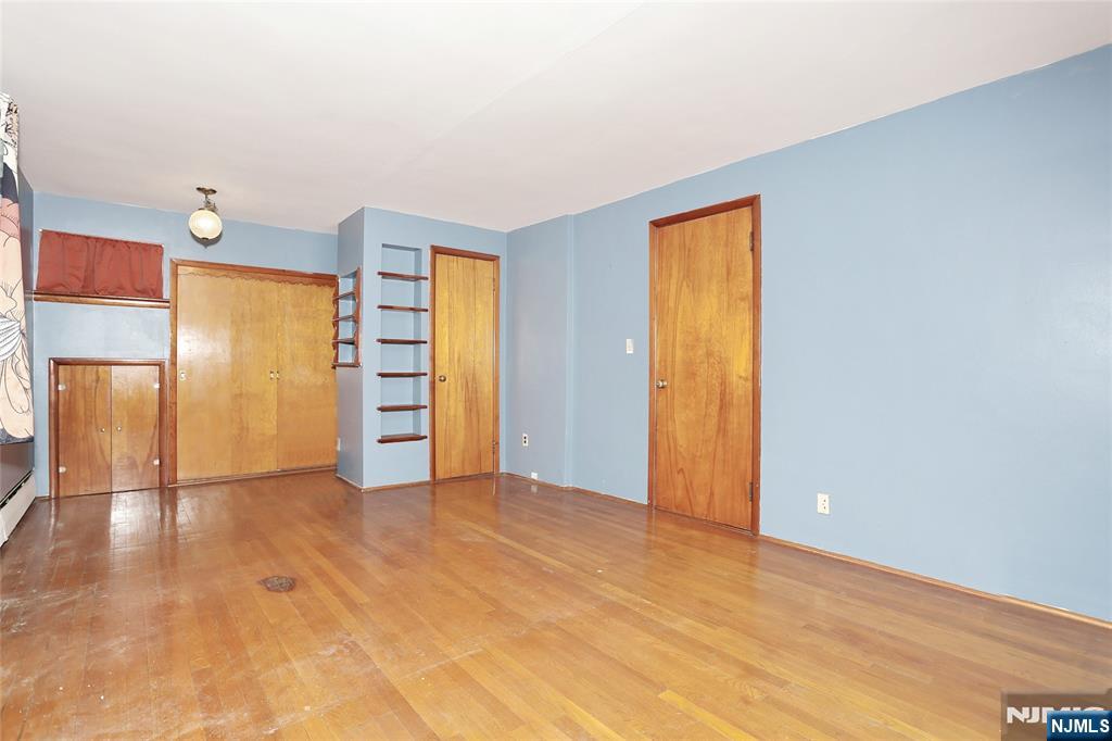5 Prospect Street Hawthorne, NJ 07506 - Photo 19 of 32