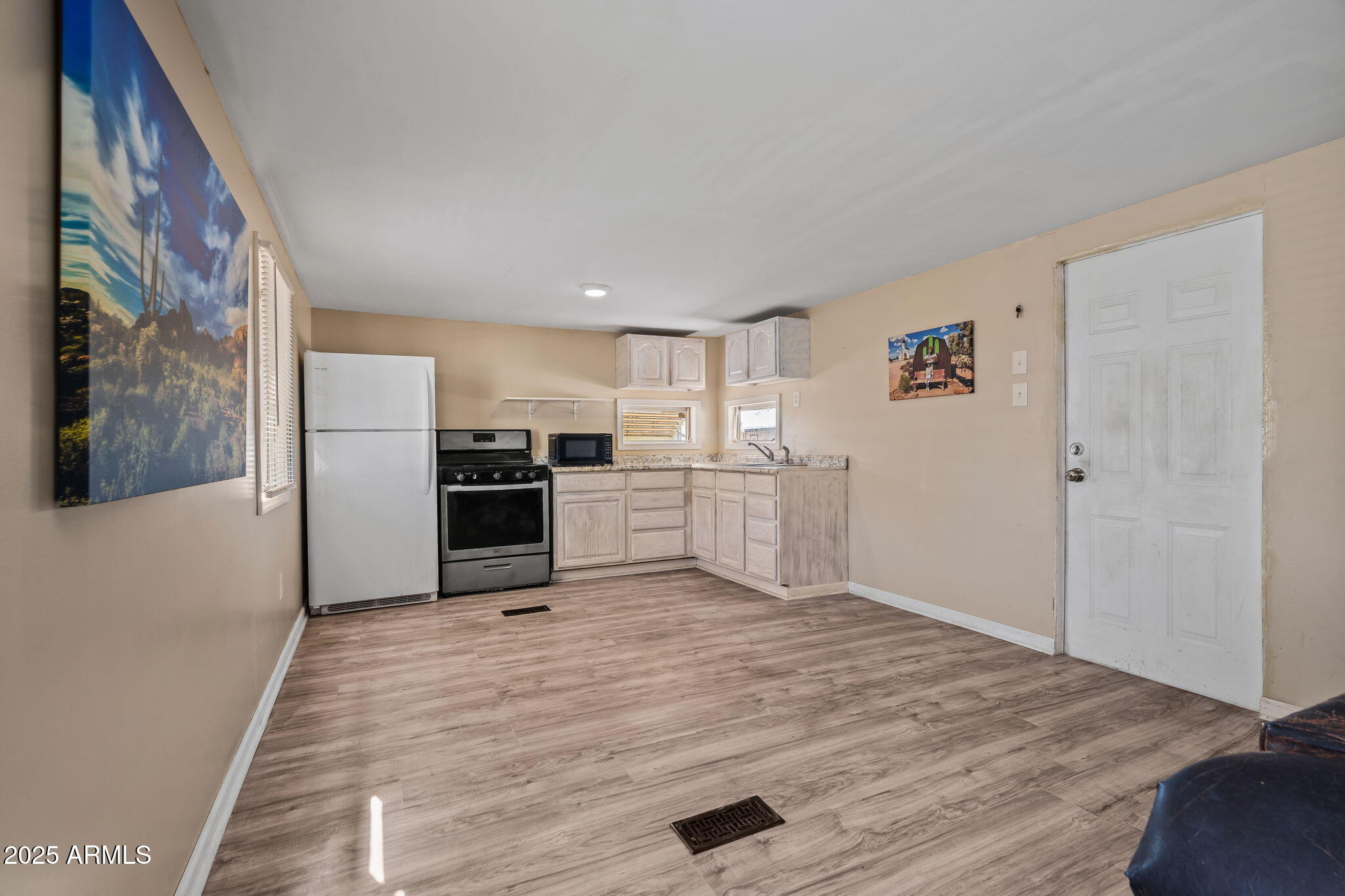 929 North Delaware Drive, Unit 21 Apache Junction, AZ 85120 - Photo 1 of 16 1