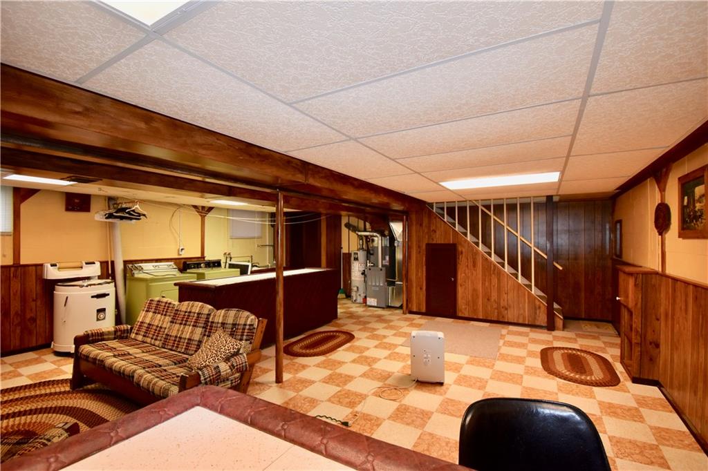 110 Lawest Road Natrona Heights, PA 15065 - Photo 37 of 42 Gallery Image 37