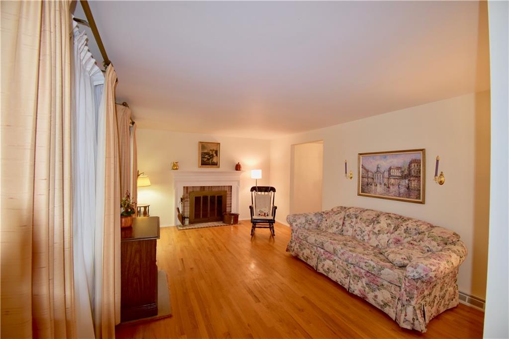 110 Lawest Road Natrona Heights, PA 15065 - Photo 6 of 42 Gallery Image 6