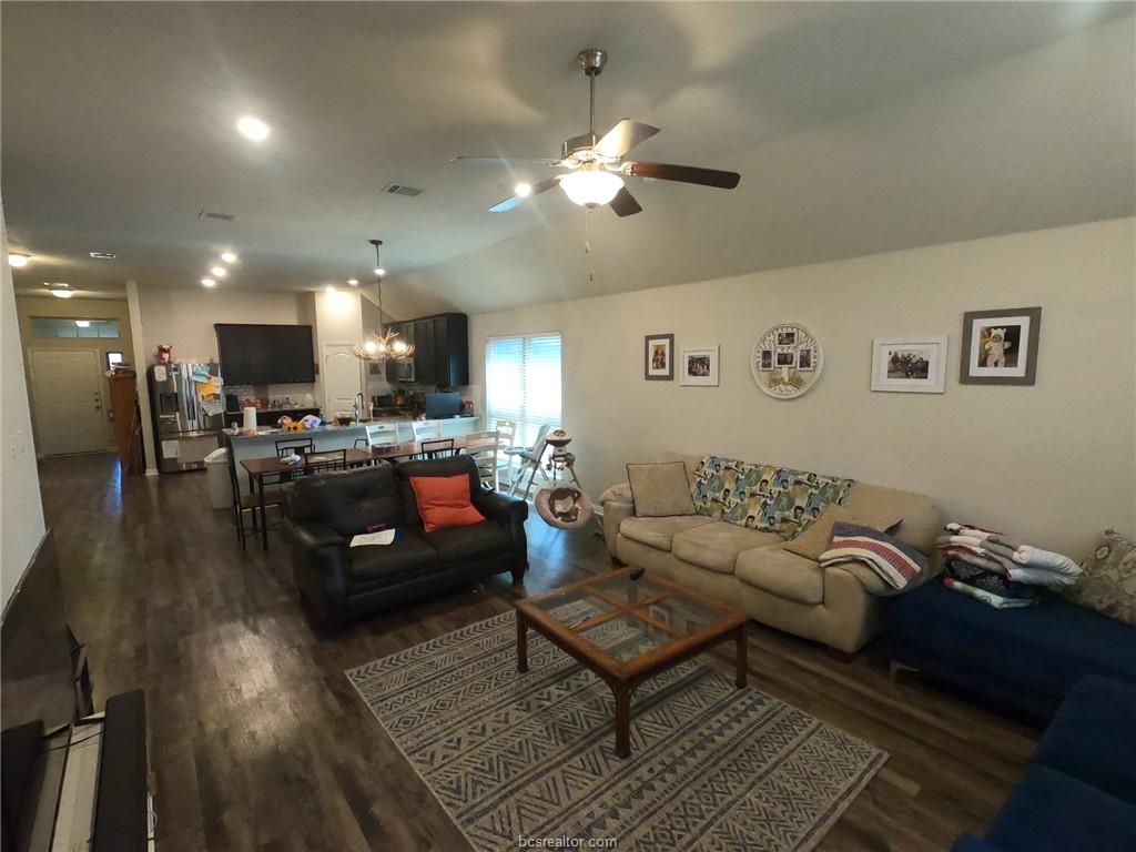 2007 Markley Drive Bryan, TX 77807 - Photo 6 of 24