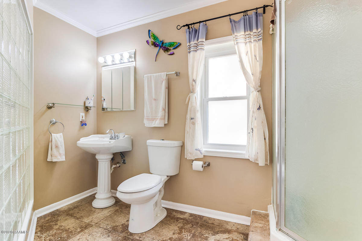 312 Hulin Road Broussard, LA 70518 - Photo 18 of 34 Gallery Image 18