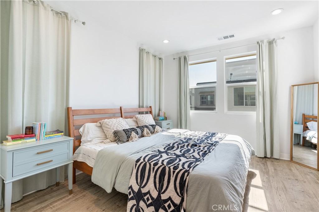 672 Daniel Freeman Circle Inglewood, CA 90301 - Photo 13 of 33