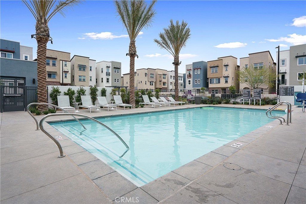 672 Daniel Freeman Circle Inglewood, CA 90301 - Photo 26 of 33