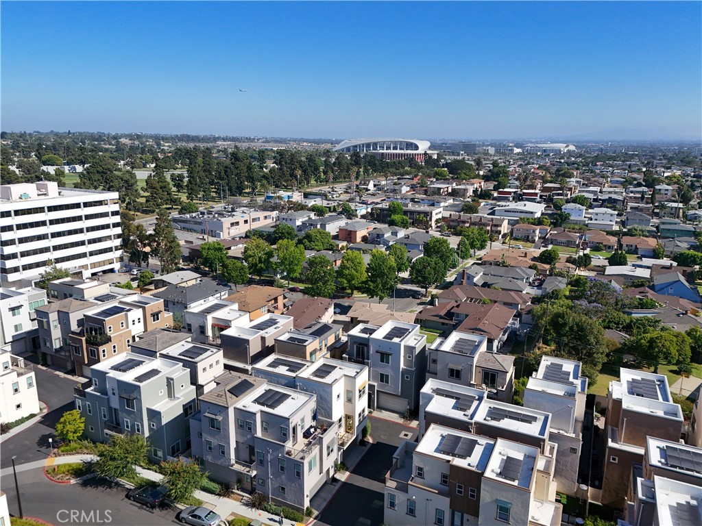 672 Daniel Freeman Circle Inglewood, CA 90301 - Photo 29 of 33