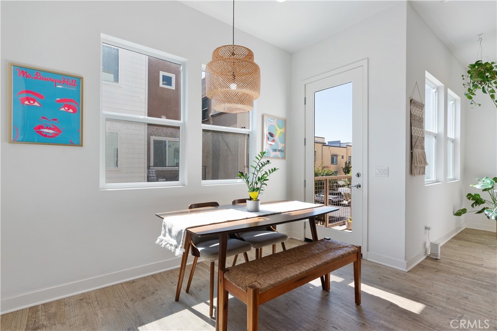 672 Daniel Freeman Circle Inglewood, CA 90301 - Photo 9 of 33