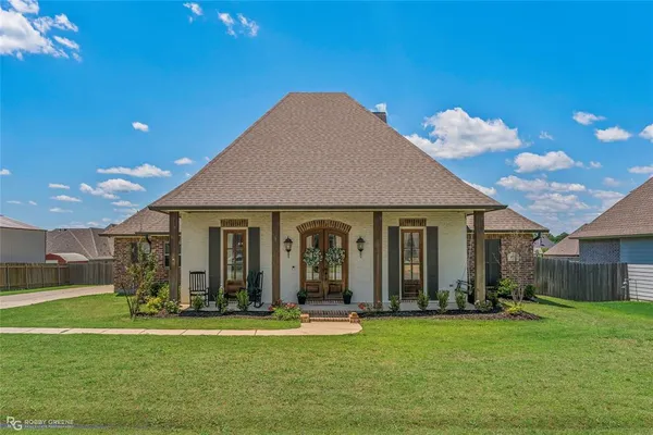 $398,900 | 157 Donna Drive, Stonewall, LA 71078