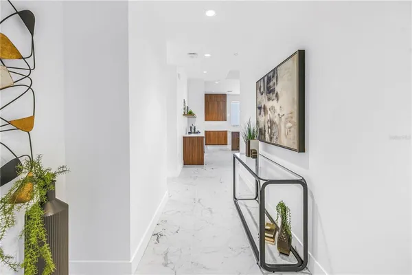 $1,750,000 | 777 3rd Avenue North, Unit 1703, St. Petersburg, FL 33701