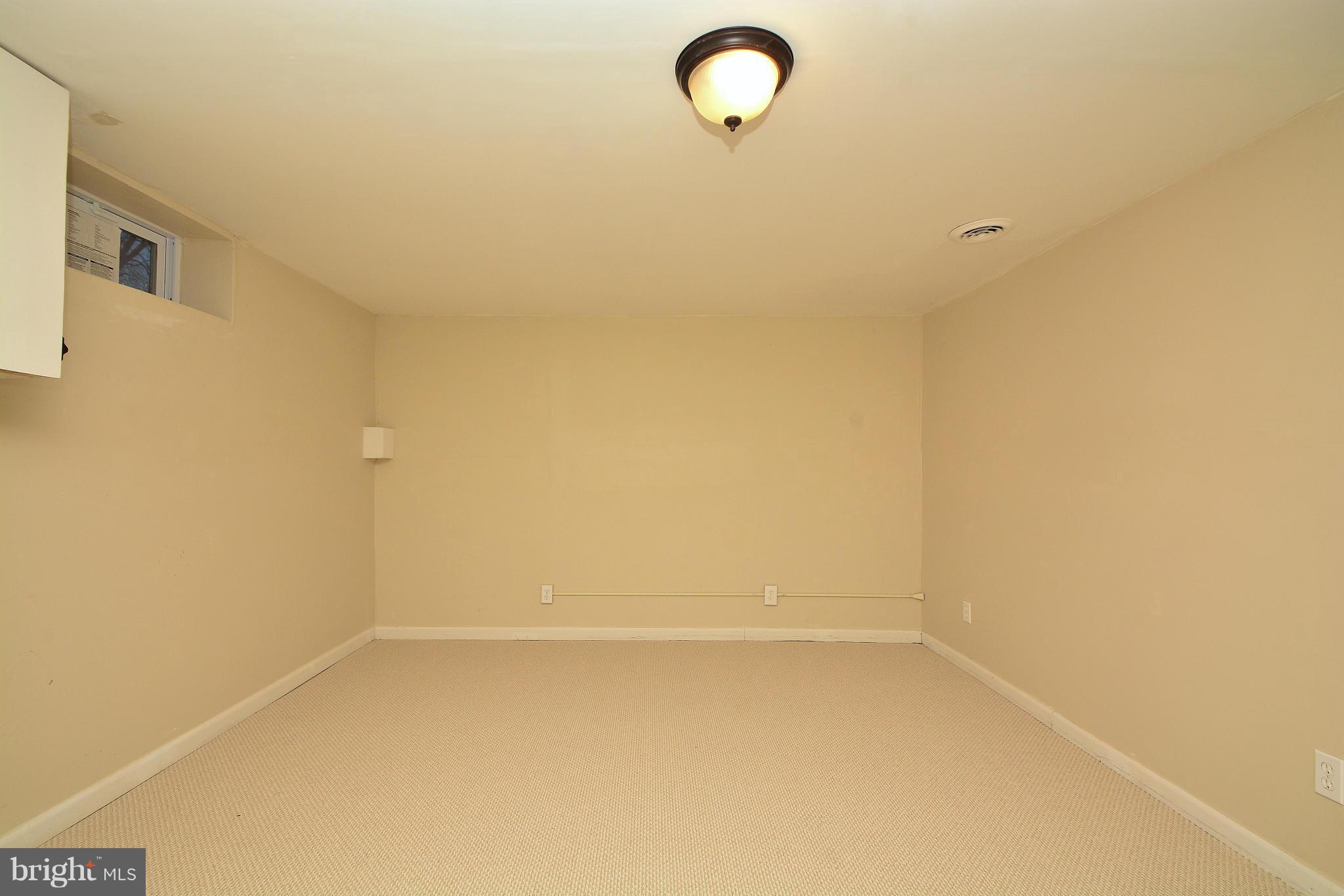 4857 Melbourne Road Baltimore, MD 21229 - Photo 25 of 27 Basement