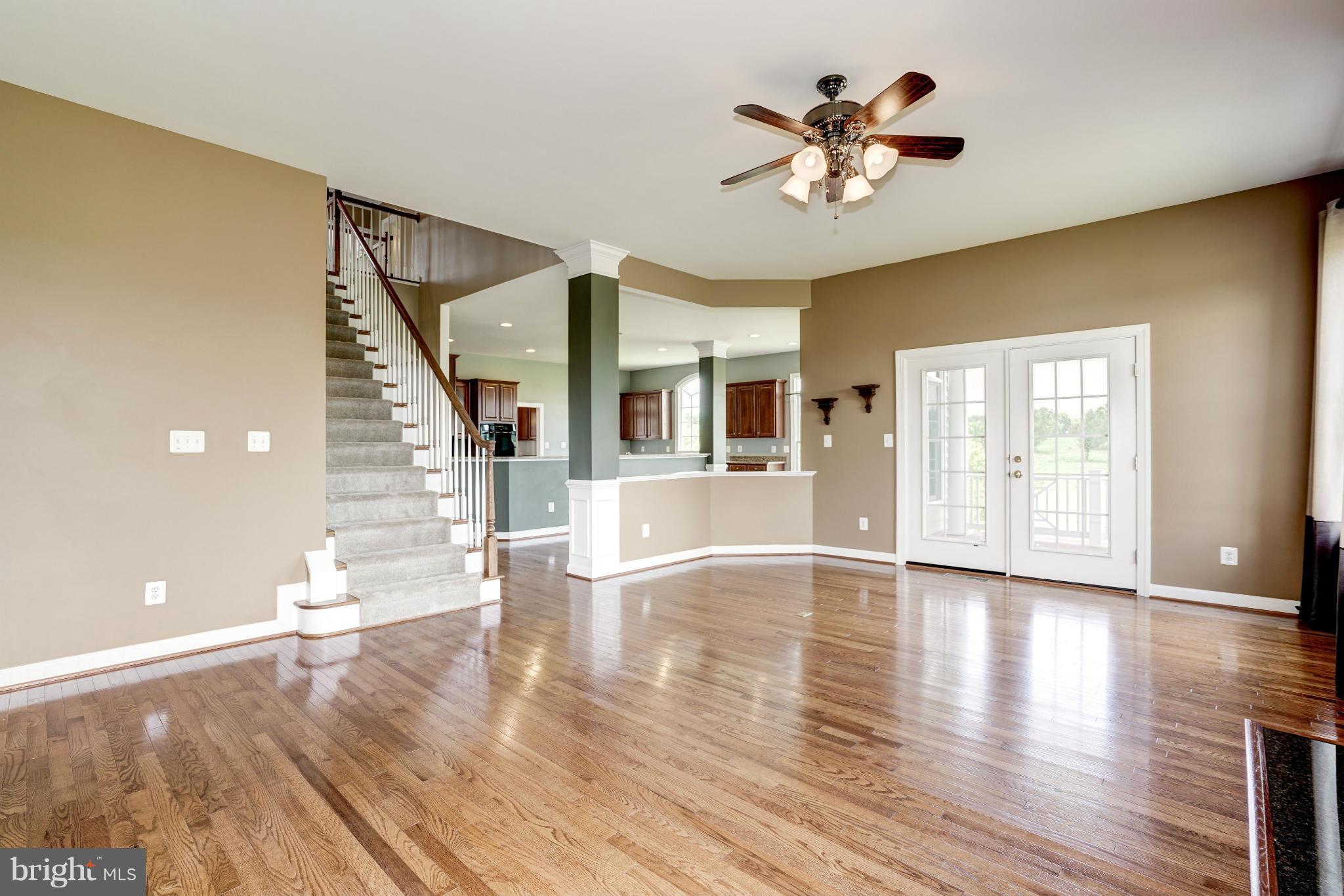 19574 Rothbury Lane Leesburg, VA 20175 - Photo 11 of 30 Family Room