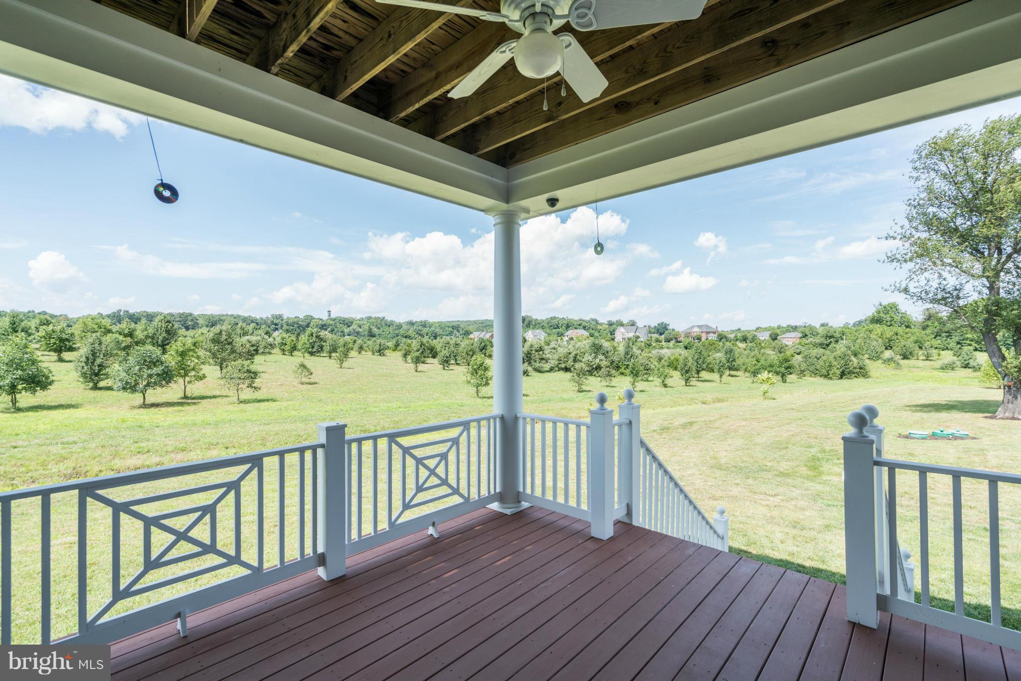 19574 Rothbury Lane Leesburg, VA 20175 - Photo 7 of 30 View