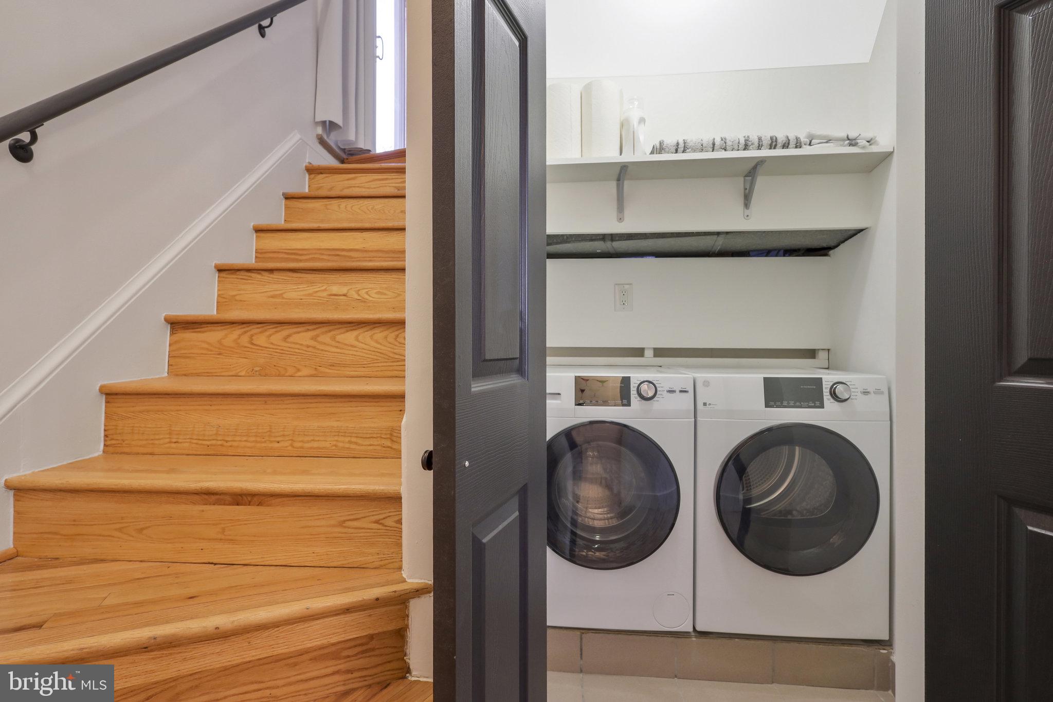 116 Commerce Street Alexandria, VA 22314 - Photo 29 of 50 Modern laundry nook with stairs
