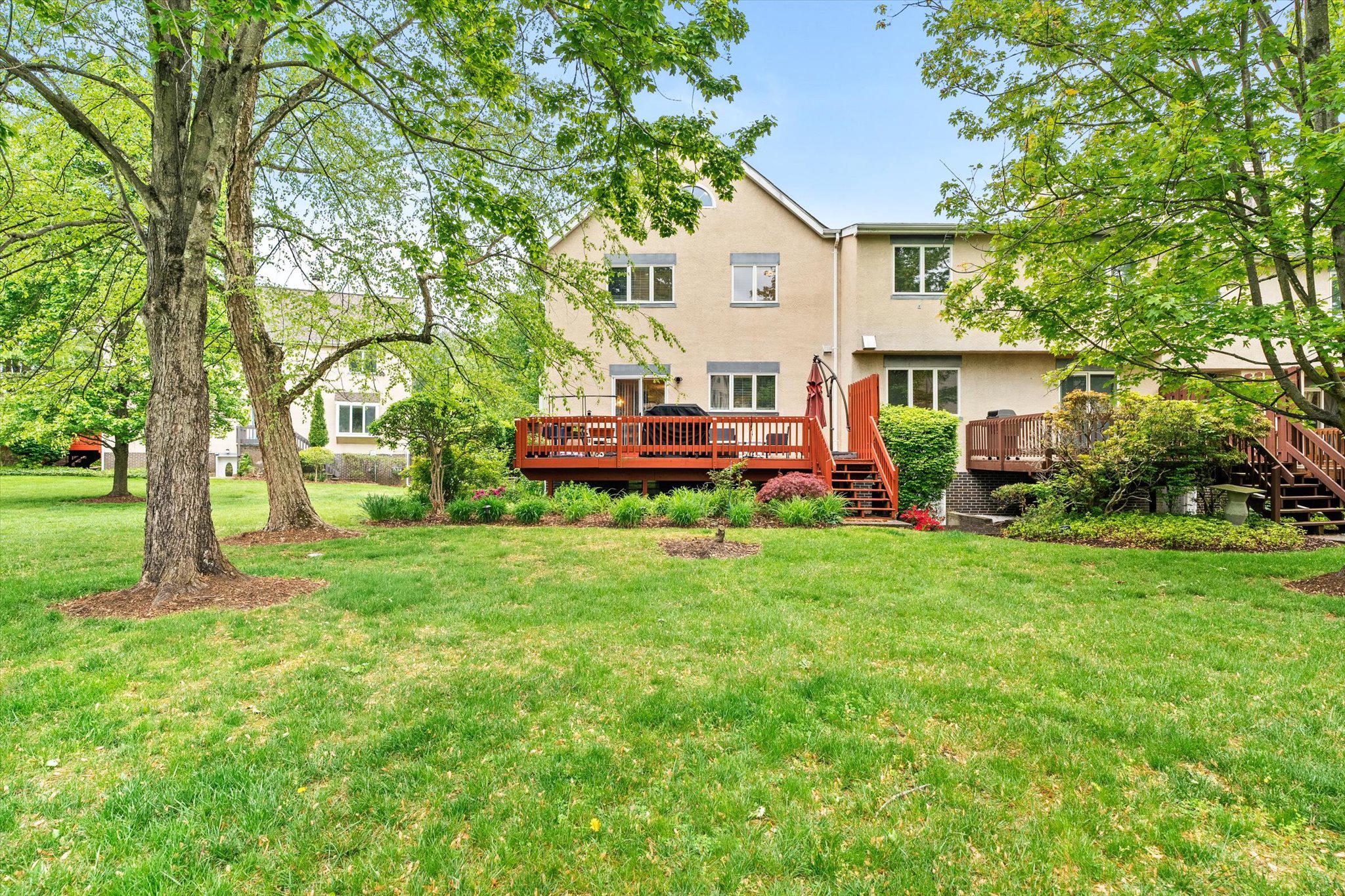 22 Exeter Court Princeton, NJ 08540 - Photo 31 of 31 Rear View/ Deck