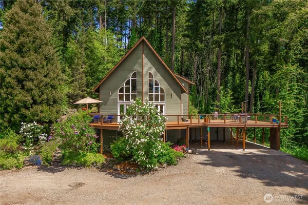 $949,000 | 10507 48th Street East, Edgewood, WA 98372